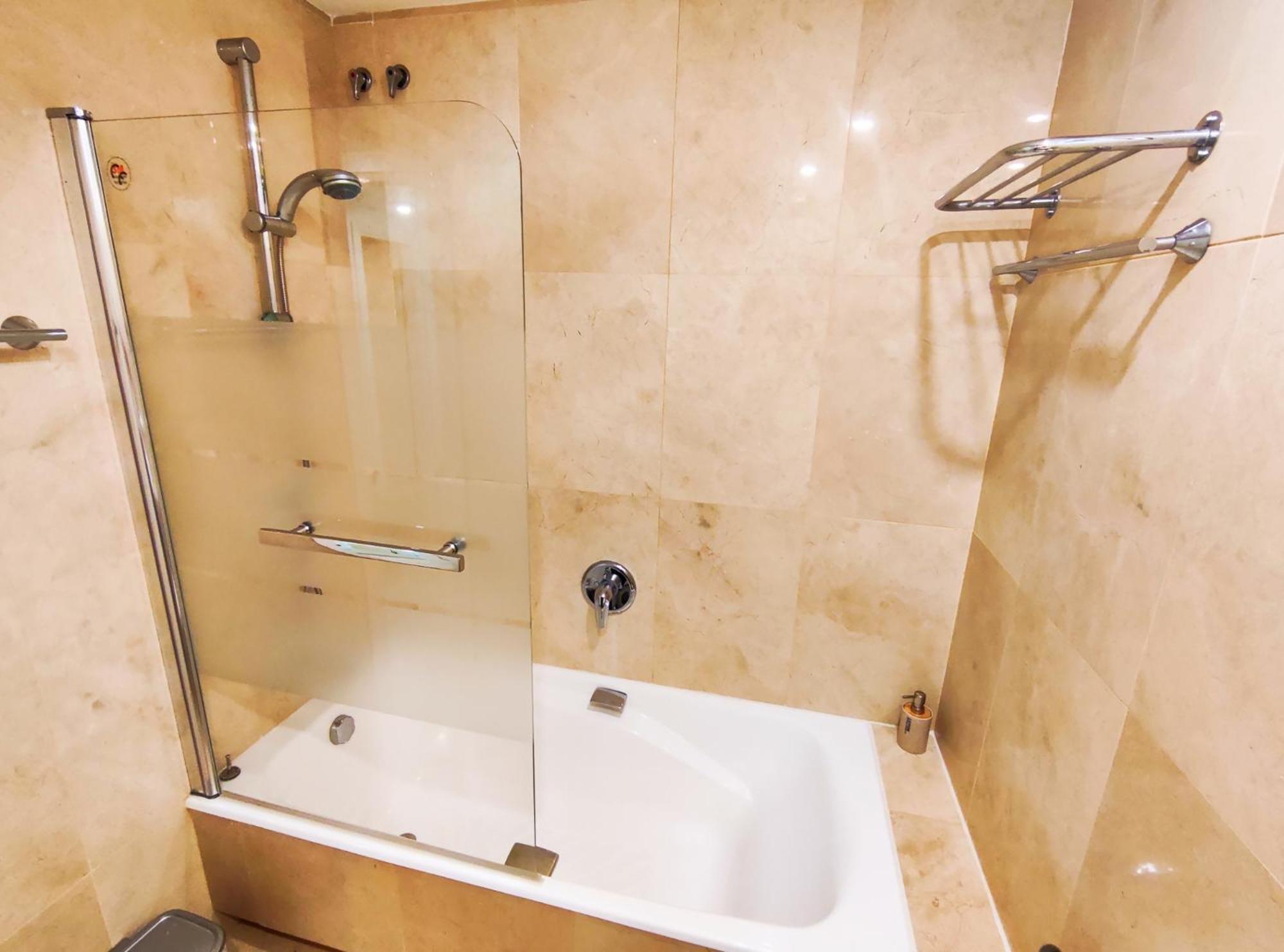 Luxury Frontline Residence Ehhouse Estepona Exteriör bild