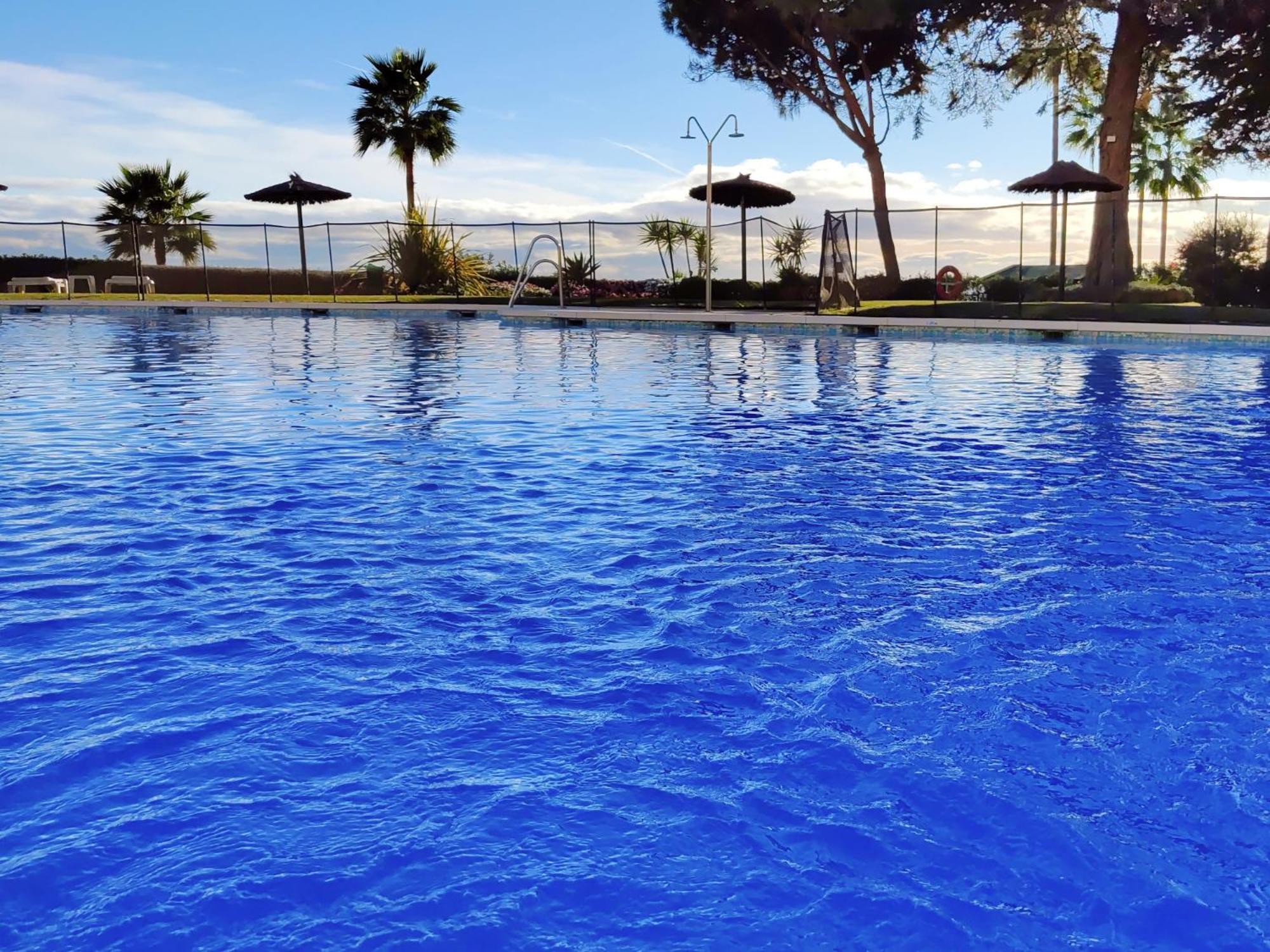 Luxury Frontline Residence Ehhouse Estepona Exteriör bild
