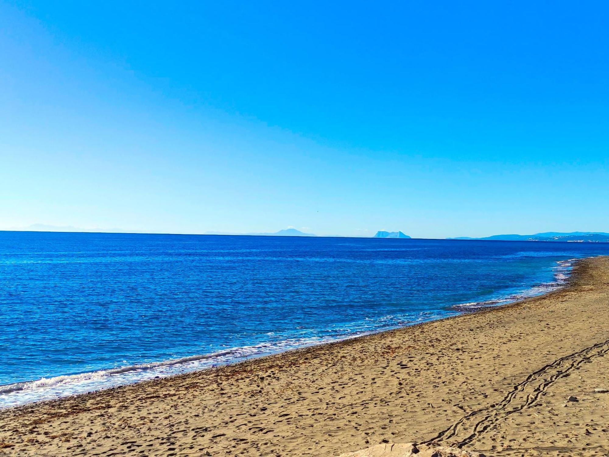 Luxury Frontline Residence Ehhouse Estepona Exteriör bild