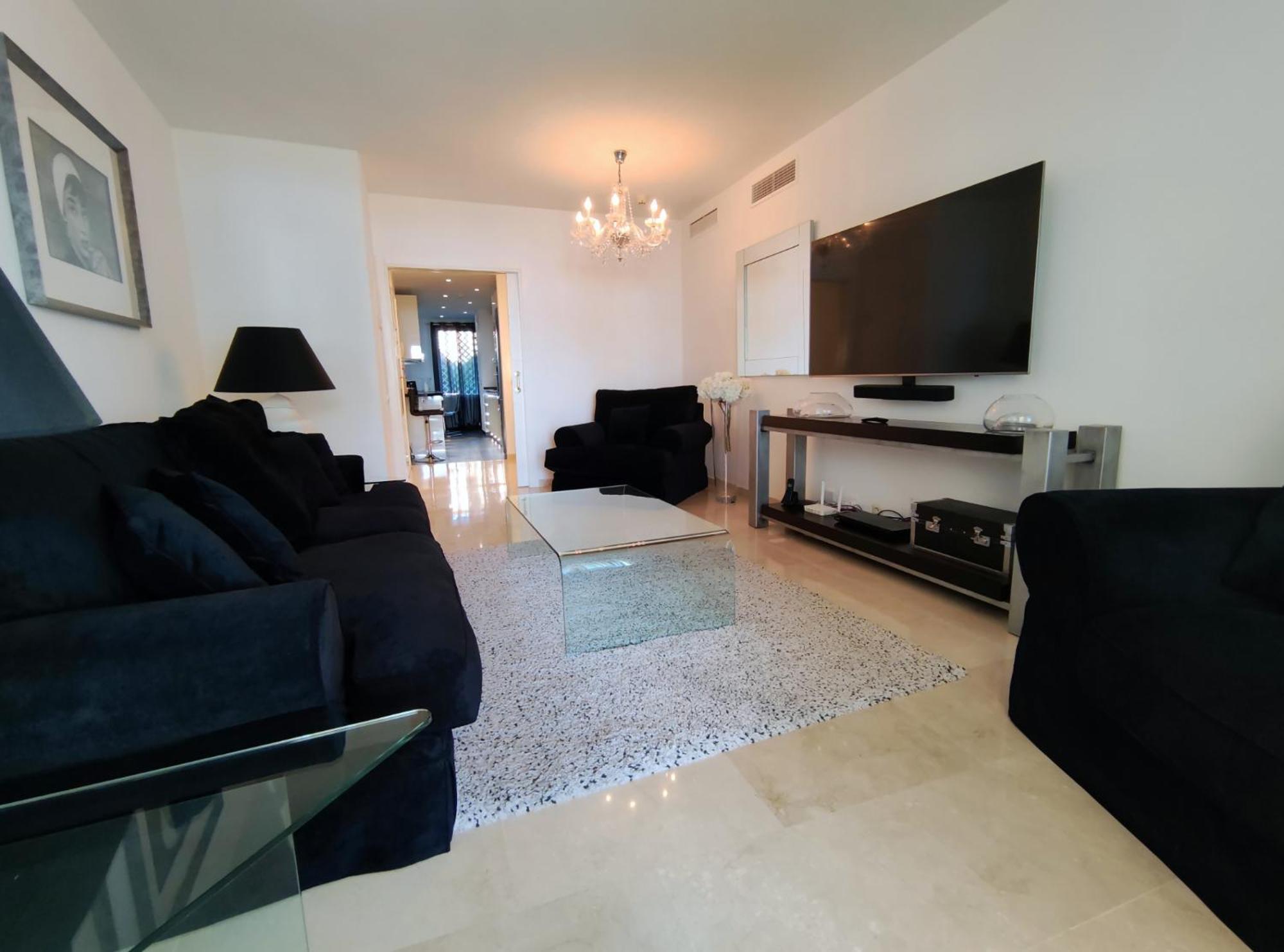 Luxury Frontline Residence Ehhouse Estepona Exteriör bild